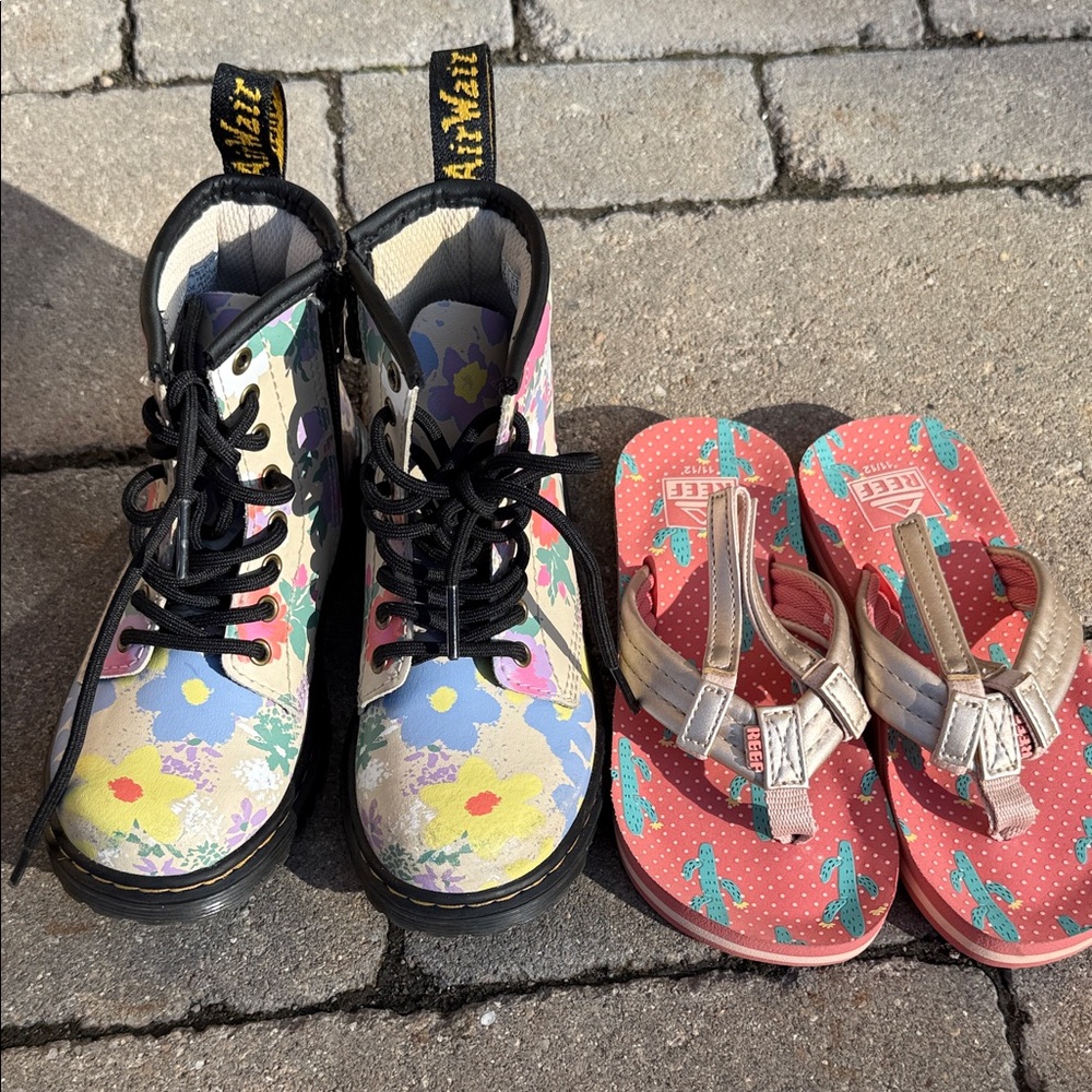 Dr. Martens Kids Boots - Floral Multicolor / Gold Reef Sandals